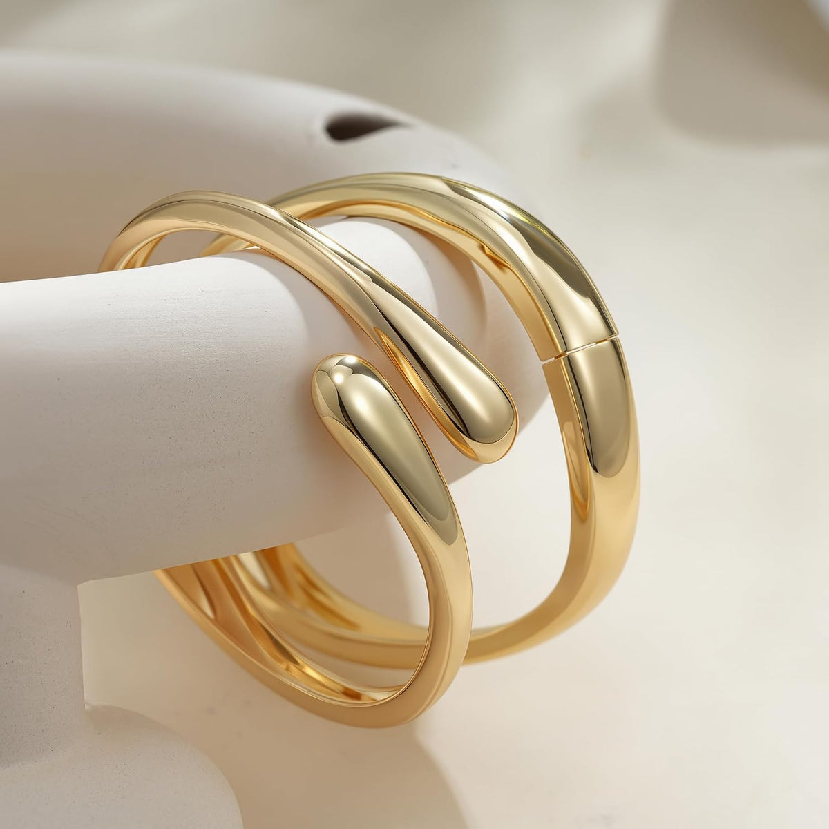 Gold Bracelets for Women Trendy, 18K Gold Plated Bangle Bracelet Set Chunky Twist Cuff Gold Bracelet Non Tarnish Waterproof Jewelry Gifts for Women
