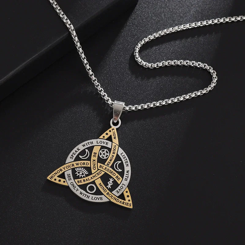 Celtic Witch Knot Necklace - Trinity Symbol