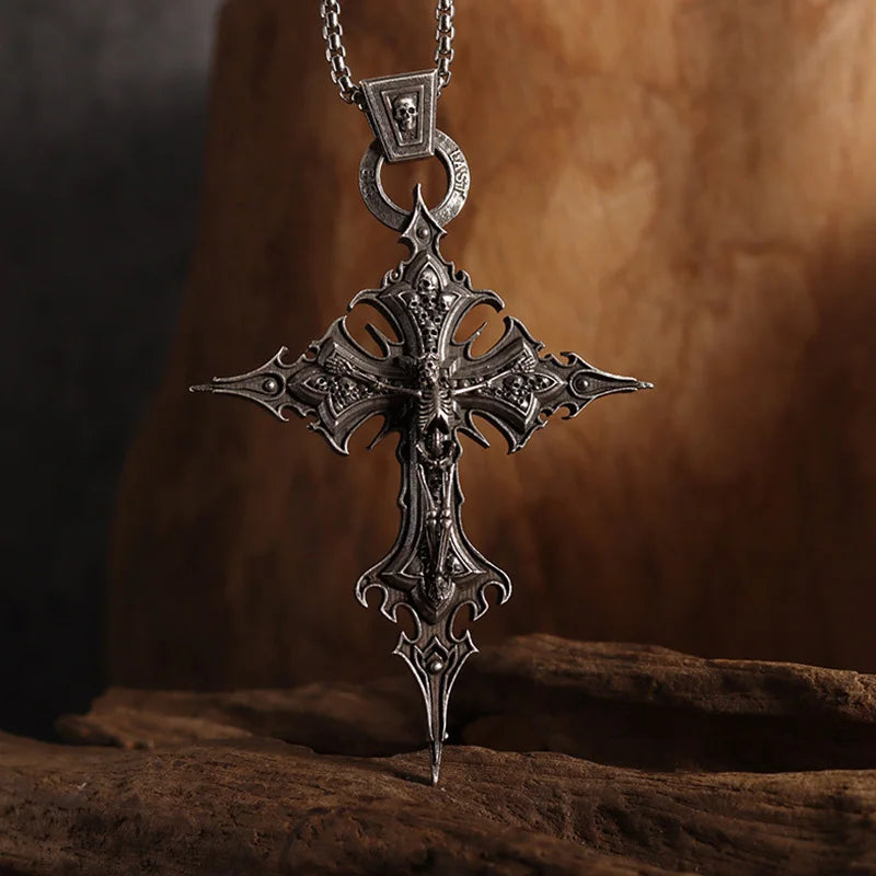Skull Cross Necklace In Silver