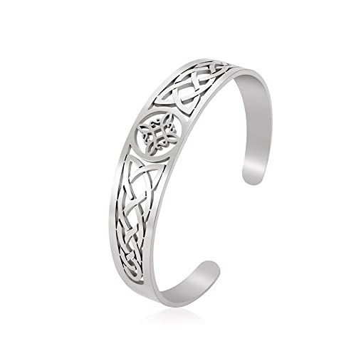 Celtic Witch Knot Necklace - Trinity Symbol Main image