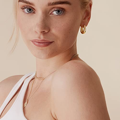 PAVOI Gold Hoop Earrings for Women, 14K Gold Plated Small Chunky Hoops Secondary image