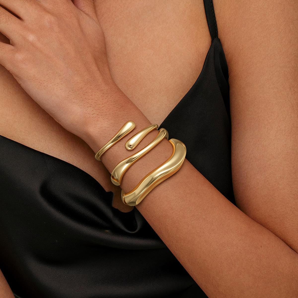 Gold Bracelets for Women Trendy, 18K Gold Plated Bangle Bracelet Set Chunky Twist Cuff Gold Bracelet Non Tarnish Waterproof Jewelry Gifts for Women