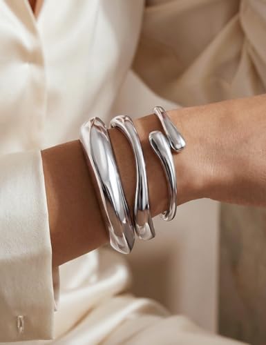 Chunky Gold Bangle Bracelets for Women, Dainty 14k Gold Plated Big Stackable Bangles Set, Trendy Statement Cuff Bracelet Stack Fashion Jewelry Gifts