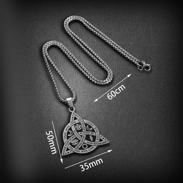 Celtic Witch Knot Necklace - Trinity Symbol