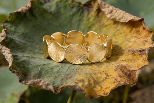 Chunky Gold Bangles Bracelet for Women Hammered Vintage Statement Bracelet Dainty Gold Jewelry Gift