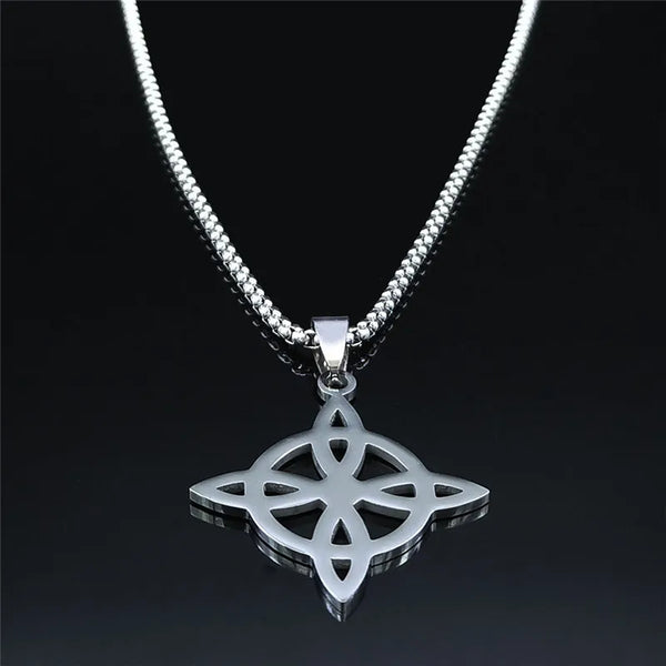 Celtic Witch Knot Necklace - Trinity Symbol