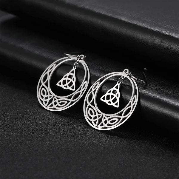 Celtic Trinity Knot Necklace
