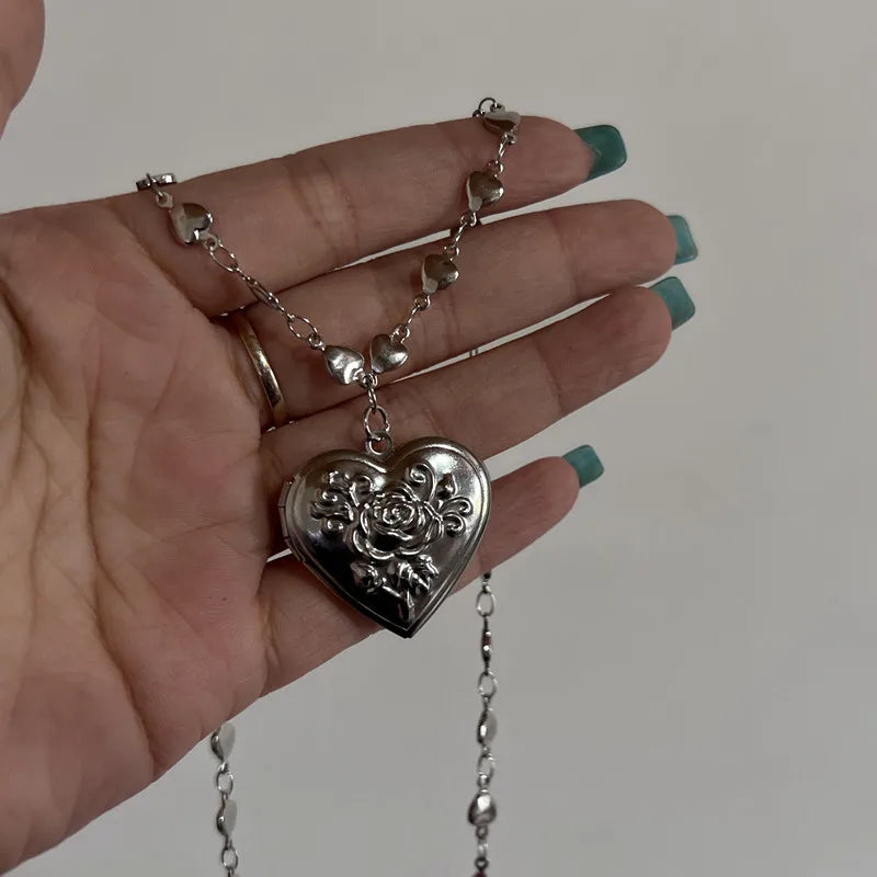 Adorable Stainless Steel Necklace Pendants Heart-Shaped
