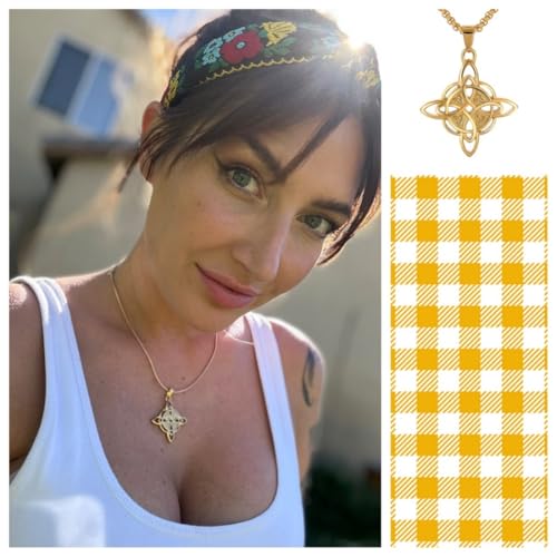 Celtic Witch Knot Necklace - Trinity Symbol