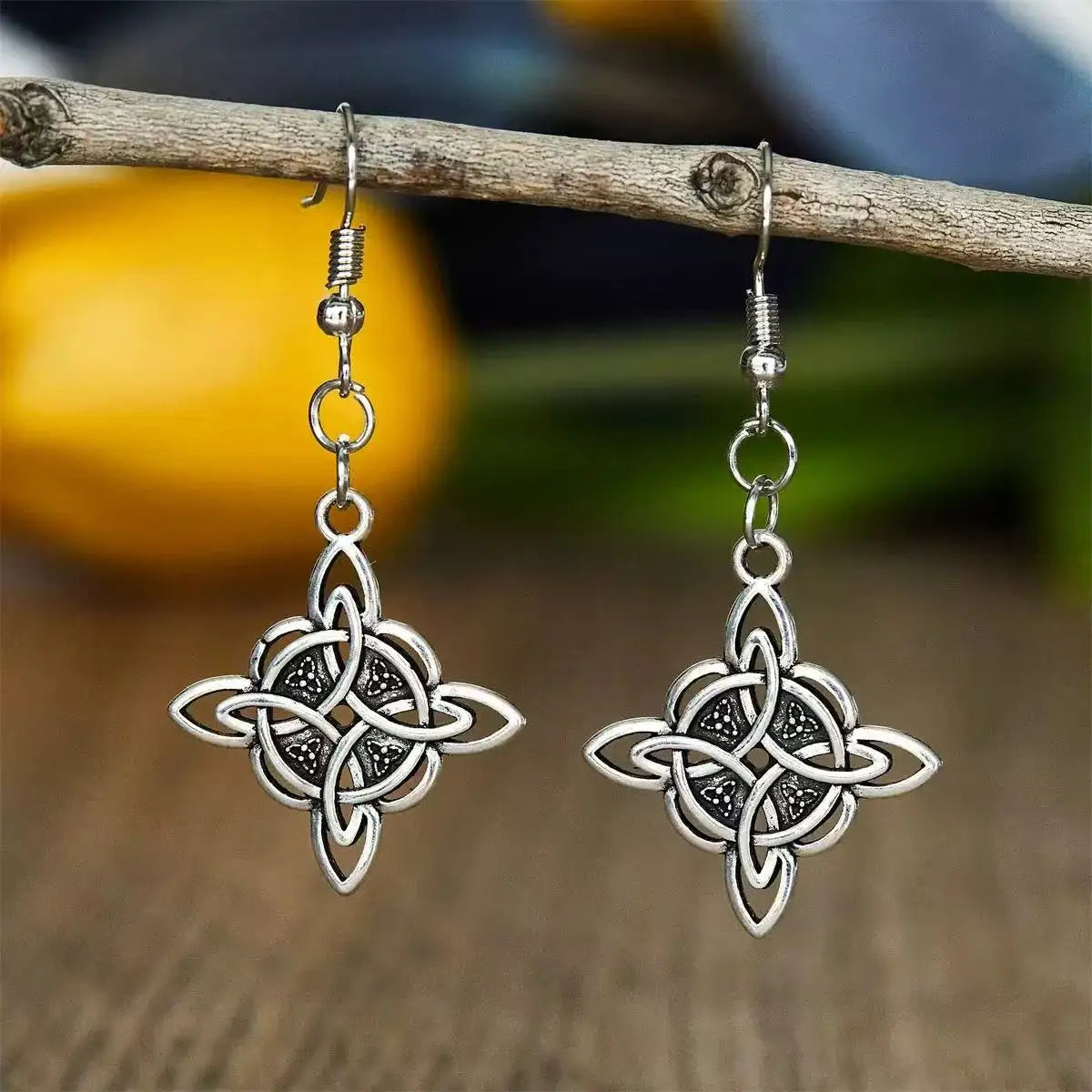 Celtic Witch Knot Necklace - Trinity Symbol Secondary image