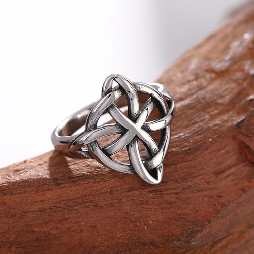 Celtic Witch Knot Necklace - Trinity Symbol