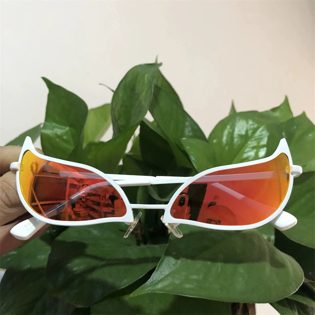 Novelty Cat Eye Sunglasses - Funny Flamingo Party Glasses for Cosplay & Gifts Secondary image