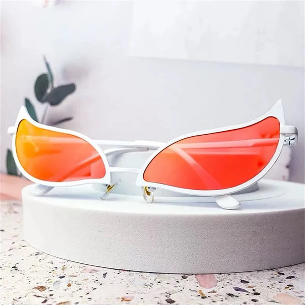 Novelty Cat Eye Sunglasses - Funny Flamingo Party Glasses for Cosplay & Gifts