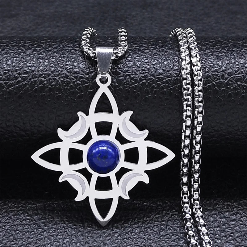 Celtic Witch Knot Necklace - Trinity Symbol