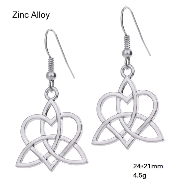 Celtic Witch Knot Necklace - Trinity Symbol