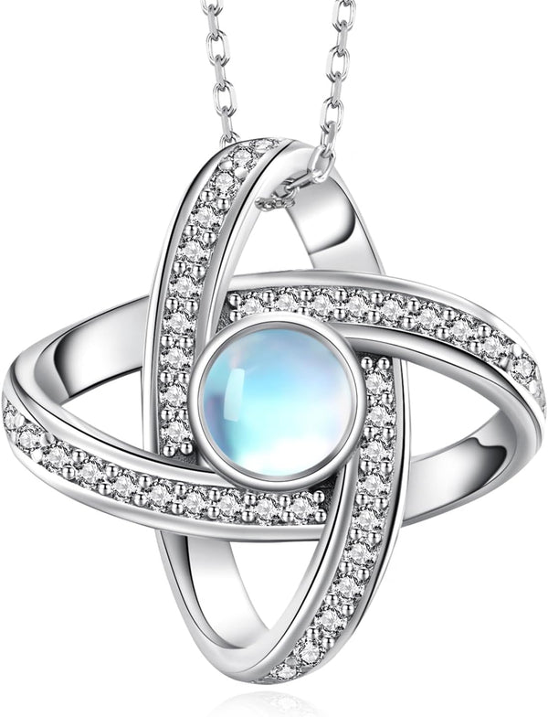 Celtic Witch Knot Necklace - Trinity Symbol
