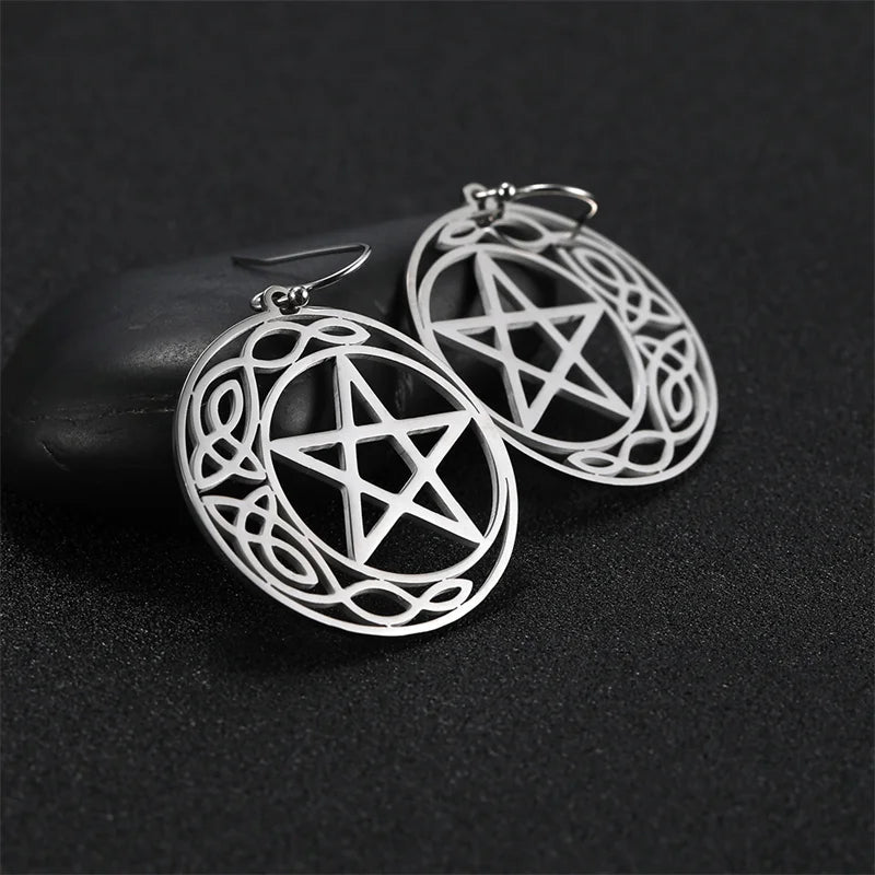 Celtic Trinity Knot Necklace